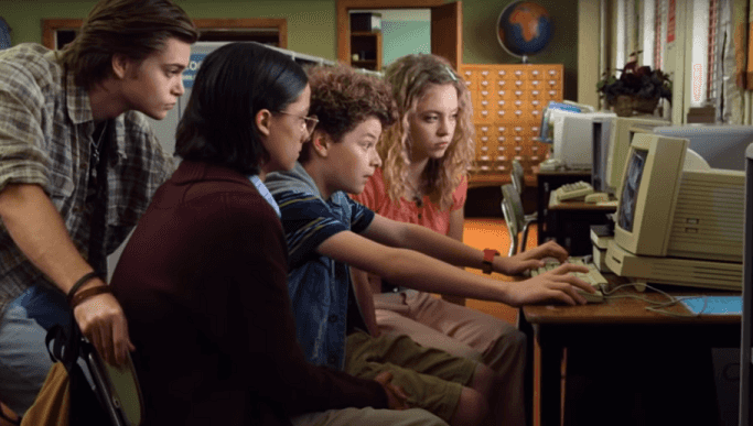 WATCH: The official trailer for Everything Sucks! is a Freaks and Geeks for the internet age WATCH: The official trailer for Everything Sucks! is a Freaks and Geeks for the internet age