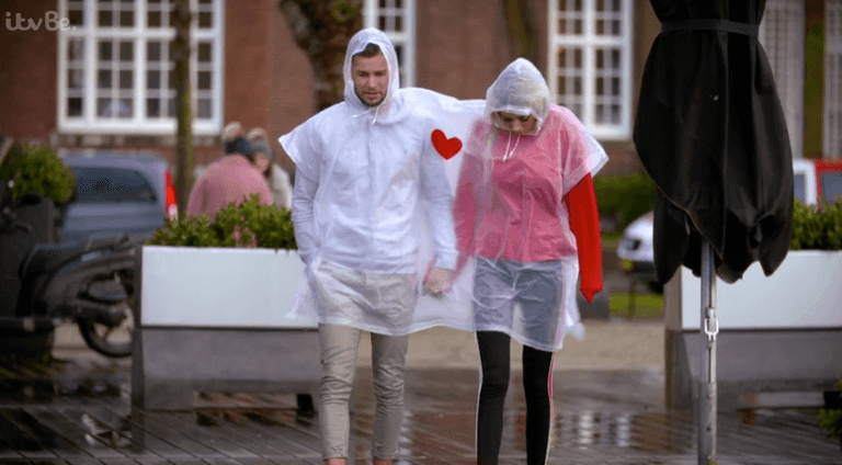 Seven cringe moments from this week’s instalment of Chris & Olivia: Crackin’ On