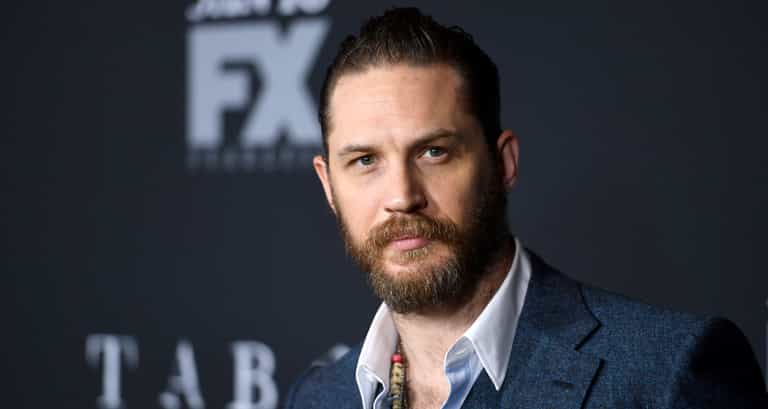 Tom Hardy looks unrecognisable as Al Capone in new gangster move Fonzo Tom Hardy looks unrecognisable as Al Capone in new gangster move Fonzo