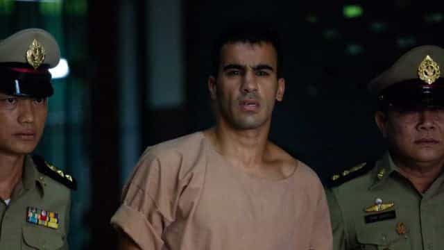 Refugee footballer Hakeem al-Araibi freed by Thailand