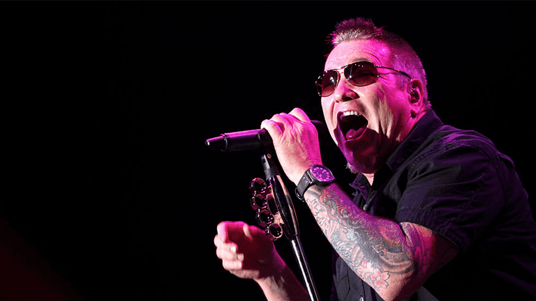Smash Mouth singer tells thousands of fans at concert: ‘F*ck that COVID sh*t!’ Smash Mouth singer tells thousands of fans at concert: ‘F*ck that COVID sh*t!’