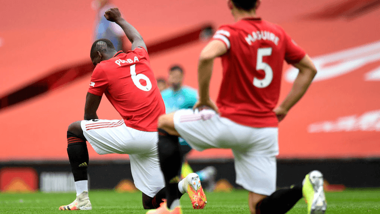 Footballers ‘overwhelmingly support’ taking the knee in spite of fan booing Footballers ‘overwhelmingly support’ taking the knee in spite of fan booing