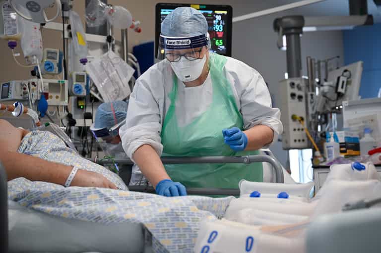 UK daily coronavirus deaths fall by half in past two weeks UK daily coronavirus deaths fall by half in past two weeks