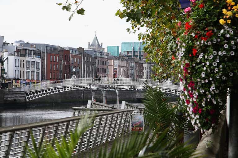 British ex-pats are using short stays in Ireland to get around Covid travel bans