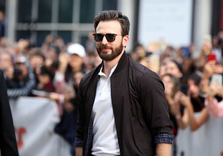 Fans praise Chris Evans for being honest about his mental health Fans praise Chris Evans for being honest about his mental health