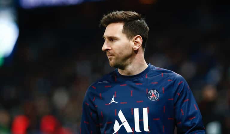 Mauricio Pochettino explains why he hooked Lionel Messi at half-time