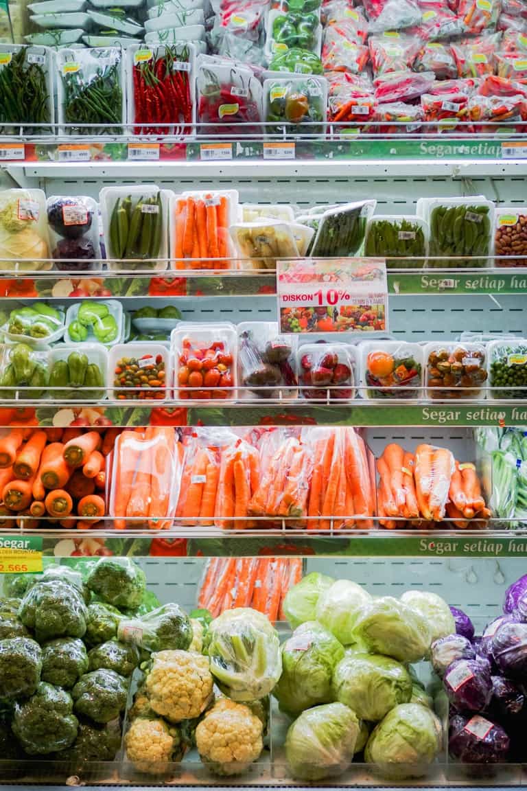 France to ban plastic packaging for fruit and vegetables from January 2022 France to ban plastic packaging for fruit and vegetables from January 2022