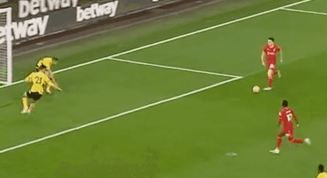 Liverpool’s Diogo Jota somehow manages to miss easy finish against Wolves