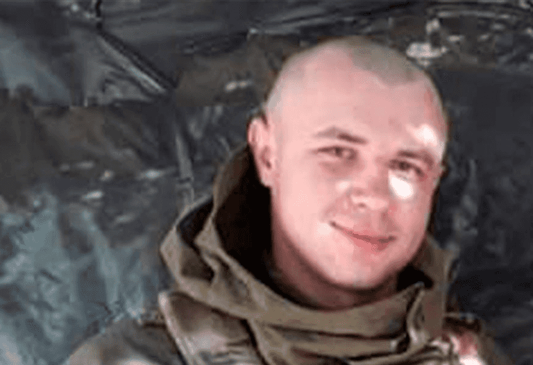 ‘Heroic’ Ukrainian soldier blows himself up with bridge to stop Russian invaders