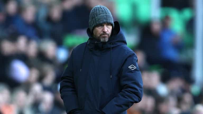 Man Utd players said to be ‘ambivalent’ and ‘underwhelmed’ by Erik ten Hag appointment Man Utd players said to be ‘ambivalent’ and ‘underwhelmed’ by Erik ten Hag appointment