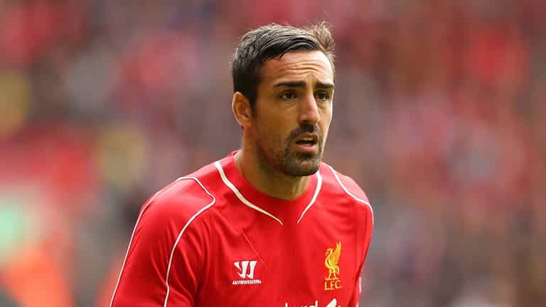 Jose Enrique claims phone incident shows Ronaldo ‘thinks he is God’ Jose Enrique claims phone incident shows Ronaldo ‘thinks he is God’