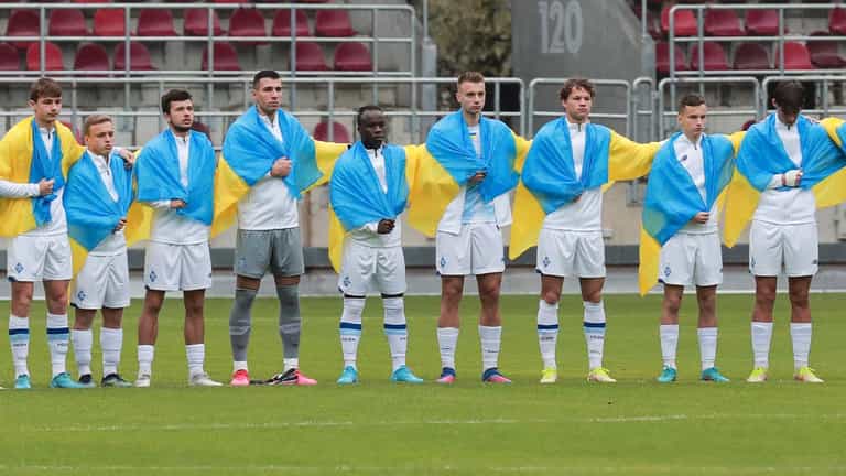 Dynamo Kyiv U19s become first Ukrainian team to play a match since Russian invasion Dynamo Kyiv U19s become first Ukrainian team to play a match since Russian invasion
