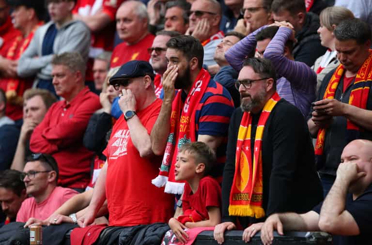 Liverpool fans convinced that Aston Villa had levelled at Man City in hilarious prank