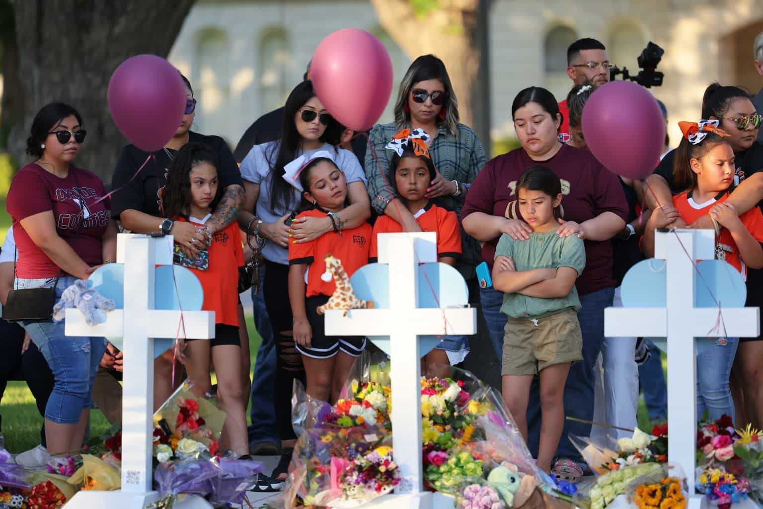 Anonymous donor gives $175k to pay for Texas school shooting funerals