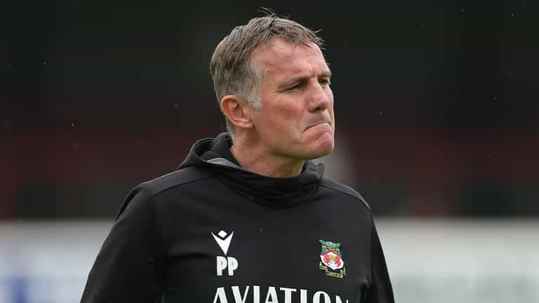 Wrexham manager slams referee after play-off semi-final defeat to Grimsby Wrexham manager slams referee after play-off semi-final defeat to Grimsby
