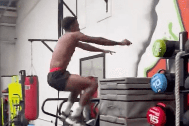 Anthony Elanga almost breaks world record with insane box jump