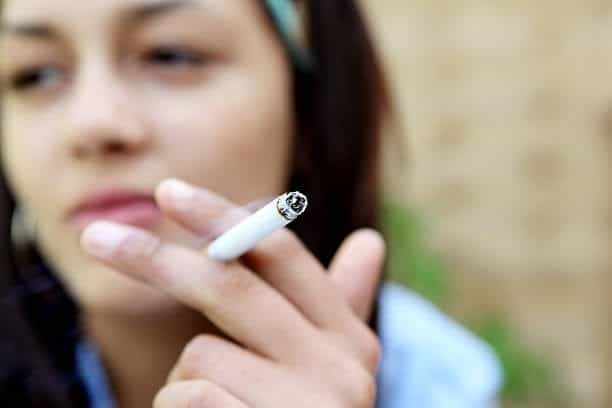 Eye doctor warns smokers and vapers against ‘permanent blindness’
