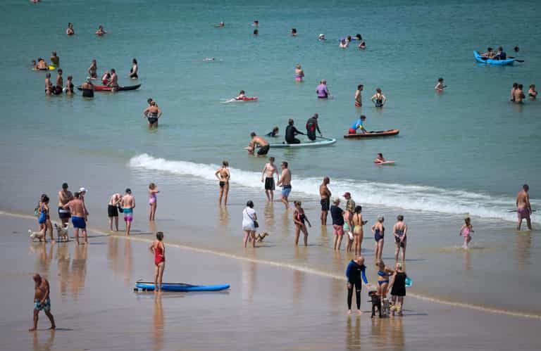 Last night was hottest on record as hottest day record set to be broken with 42C high