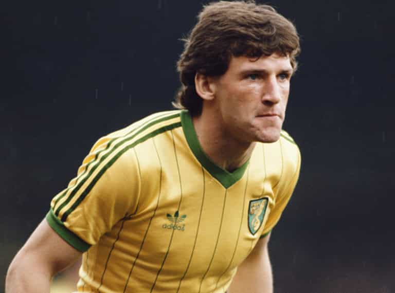 Norwich City’s retro home kit is turning a few heads
