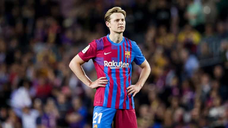 Chelsea could target Frenkie de Jong if Manchester United move falls apart Chelsea could target Frenkie de Jong if Manchester United move falls apart