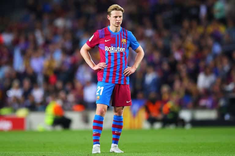Frenkie De Jong tells Chelsea he favours move to Man United