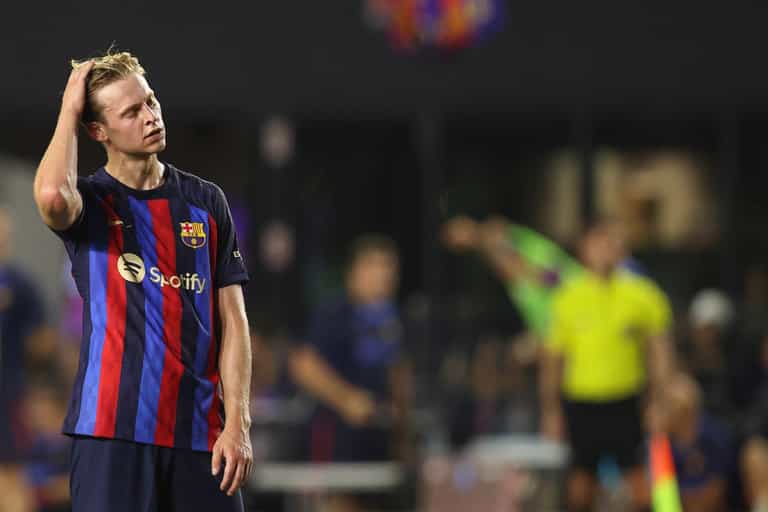 Frenkie de Jong prefers move to Chelsea as he ‘doesn’t like’ Manchester