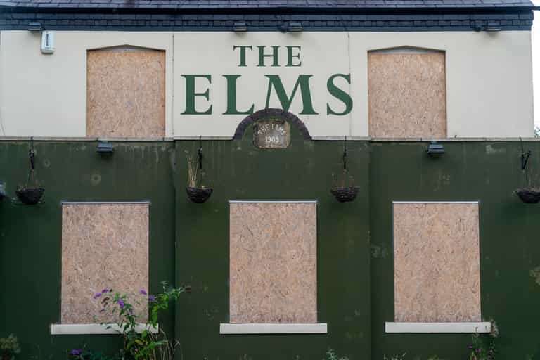 Landlords warn of mass pub closures ‘within months’ as energy bills make trade unsustainable