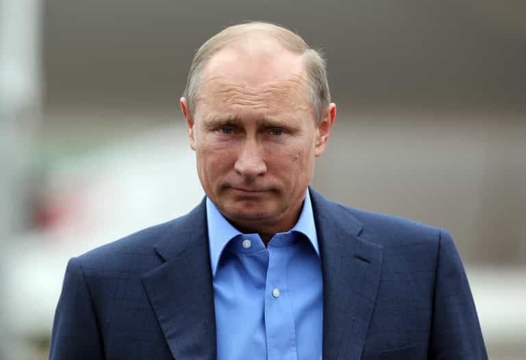Vladimir Putin awards murderer with medal “for courage” after he is killed in war