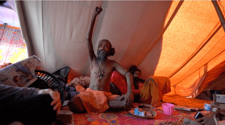 Man hasn’t put arm down for 10 years – and this isn’t even a world record
