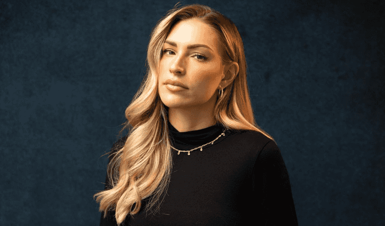 Love Island’s Zara McDermott rushed to hospital in ‘excruciating pain’ Love Island’s Zara McDermott rushed to hospital in ‘excruciating pain’