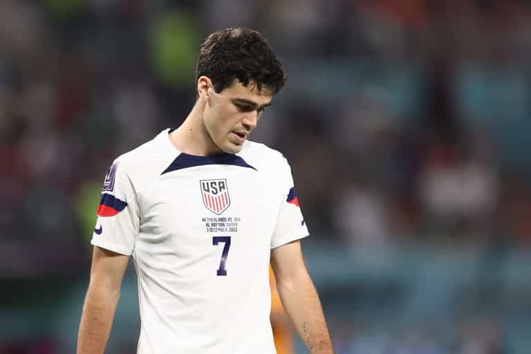 Gio Reyna’s agent hits back at claims that he was nearly sent home from World Cup