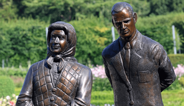 Everyone’s saying the same thing about ‘awful’ statue of late Queen and Prince Philip