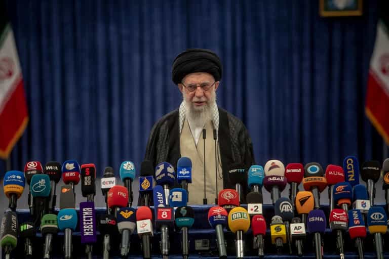Supreme Leader of Iran threatens US with ‘severe blow’ Supreme Leader of Iran threatens US with ‘severe blow’