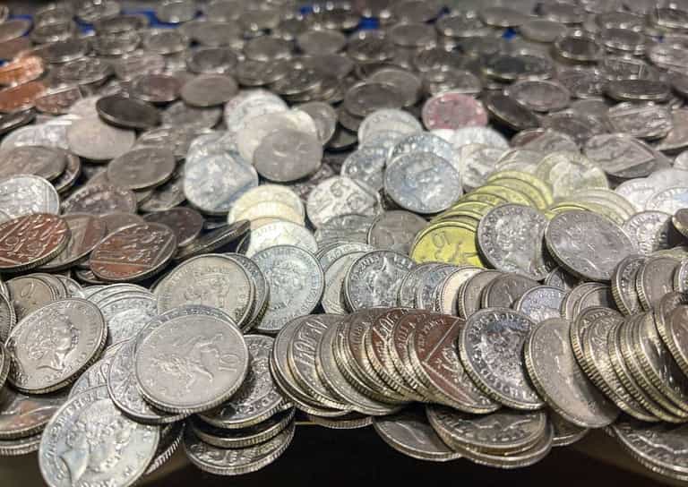 Shops could be forced to accept cash in future