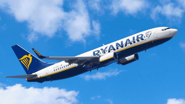Ryanair cabin crew shares tip to be able to sit together for free