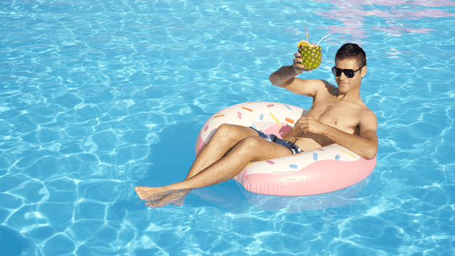 Doctor explains why UK heatwave is giving some men ‘summer penis’