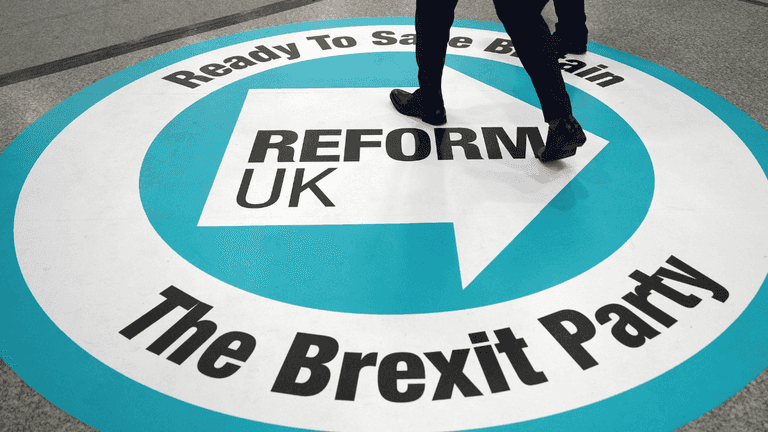 Reform council leader quits, leaving 18-year-old in charge