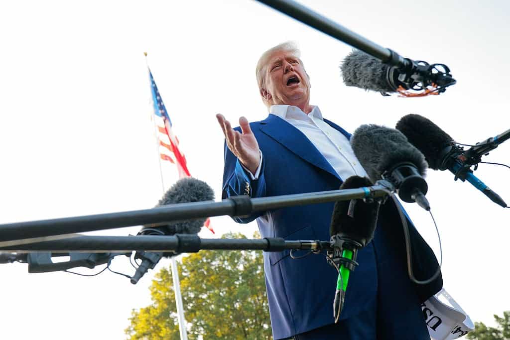 Donald Trump announces he plans to host UFC fight at the White House