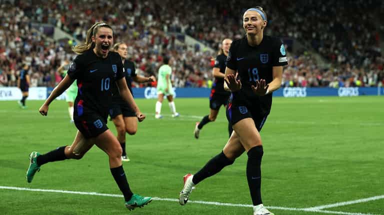 The viral England t-shirt everybody is buying for the Lionesses final