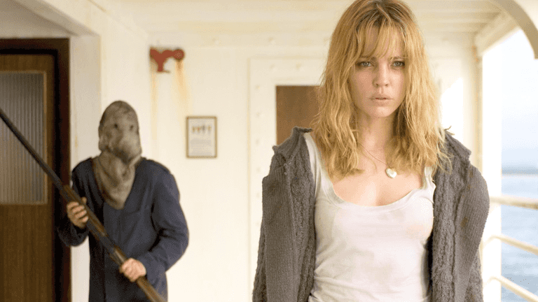 A brilliant, twisty sci-fi thriller is now streaming at home for free