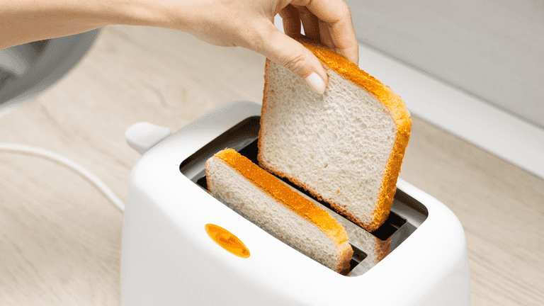 Nearly one in ten Brits cook pizza in the toaster