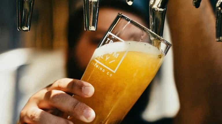 The simple way to reduce alcohol consumption that actually works, according to scientists