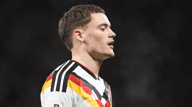 Florian Wirtz Slovakia performance goes viral as German media make harsh Liverpool claim