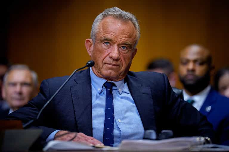 Robert F Kennedy admits he used to ‘snort cocaine off toilet seats’