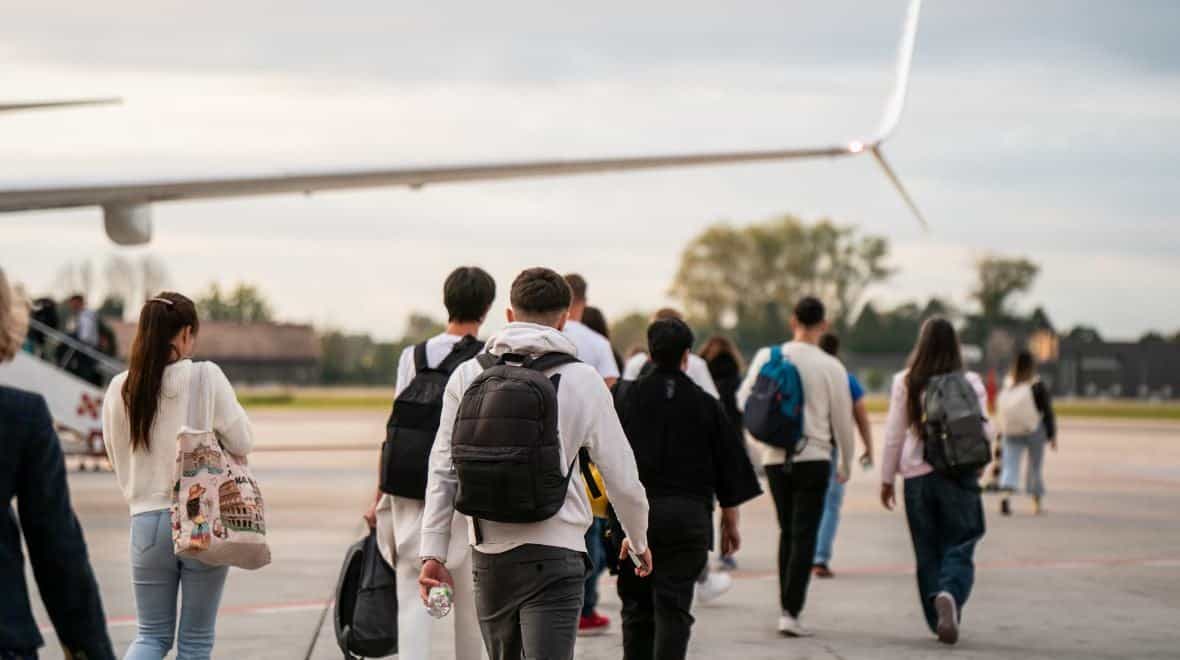 Best-selling suitcase that’s ‘just right for the plane’ gets limited time discount