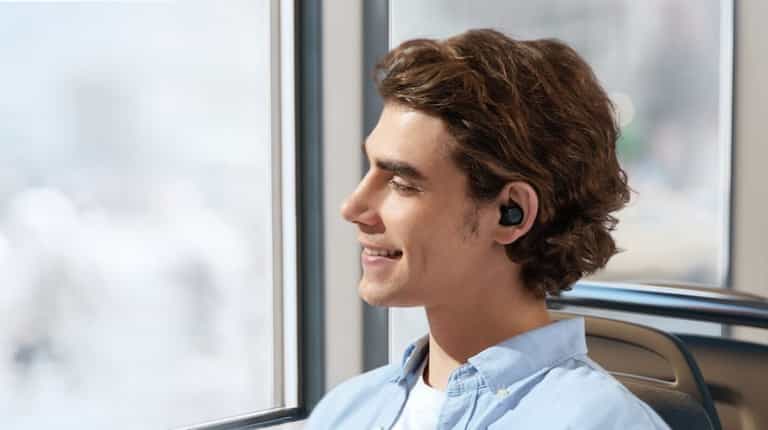 Shoppers ditch Apple and Sony for £45 headphones that are ‘better than both’