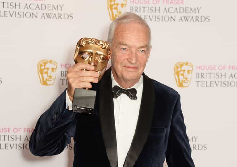 Early signs of Alzheimer’s disease as Jon Snow reveals diagnosis