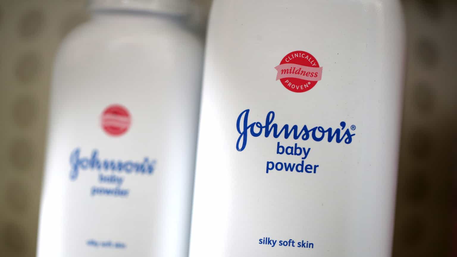 Johnson & Johnson offers $5.5bn to settle baby powder cancer lawsuits