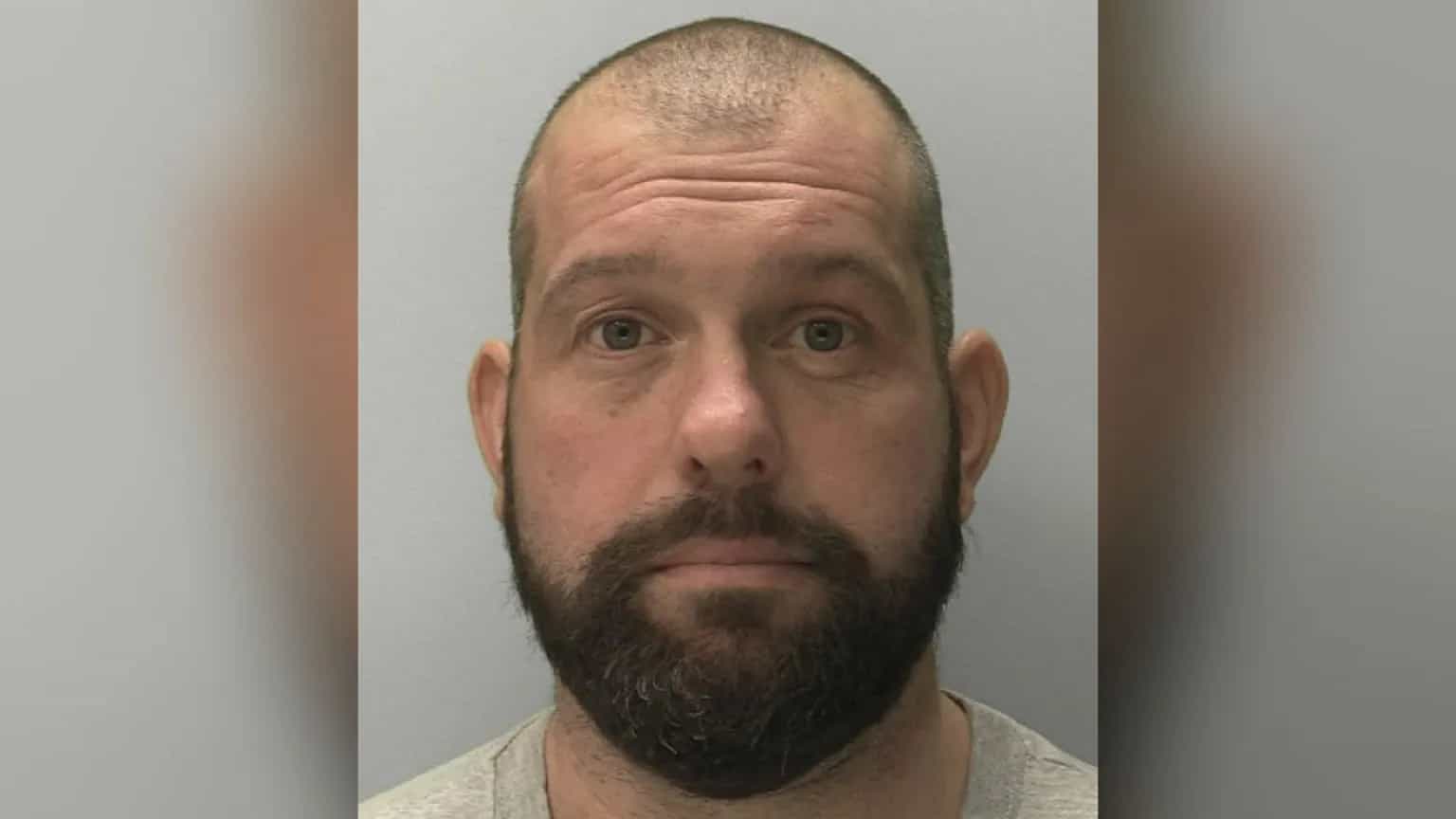 Disturbing hand-written notes of ‘Dexter-obsessed’ killer who dismembered roommates revealed