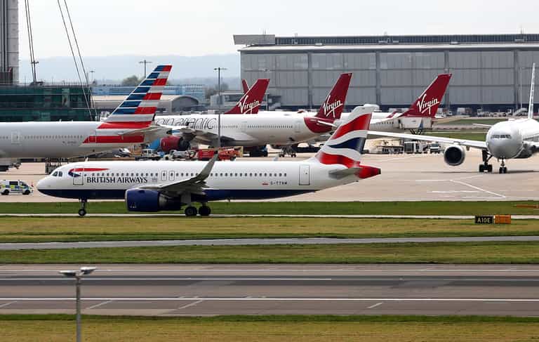 Heathrow fire closes runway and delays flights